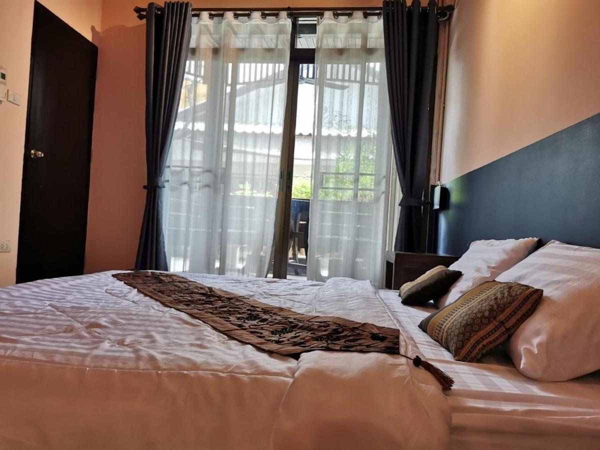 Hotel Madera House Chiang Mai Esterno foto