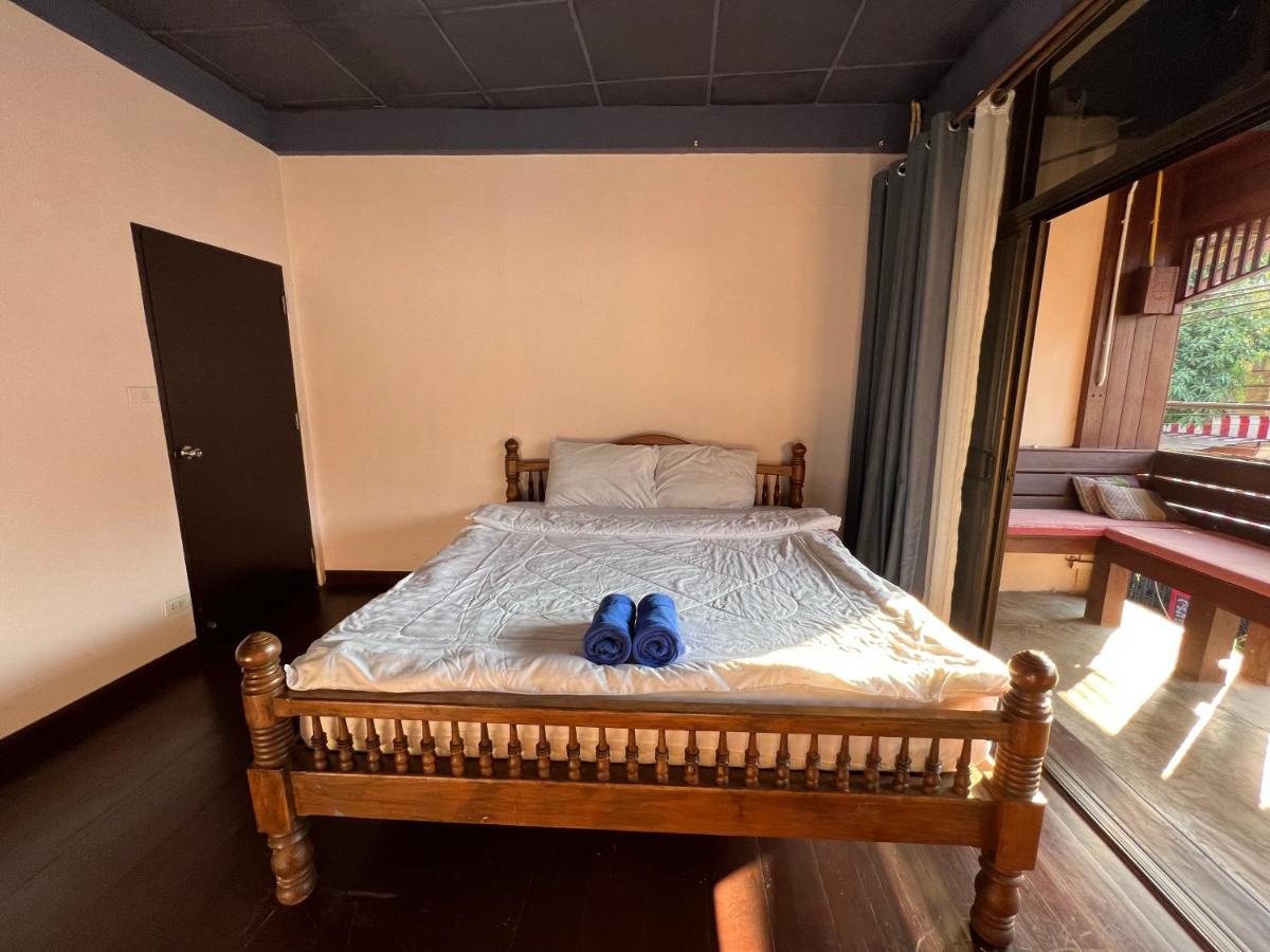 Hotel Madera House Chiang Mai Esterno foto